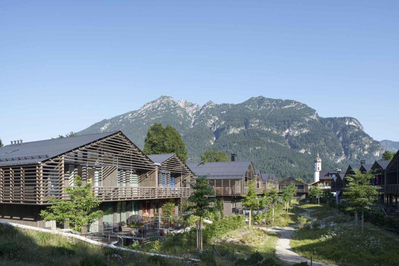 Hotel Quartier - Ueber Nacht In Besonderer Architektur Garmisch-Partenkirchen Esterno foto