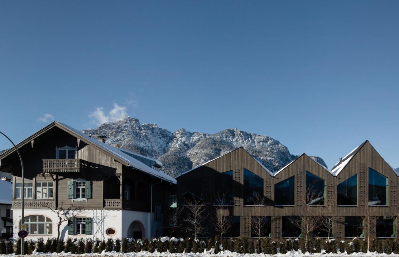 Hotel Quartier - Ueber Nacht In Besonderer Architektur Garmisch-Partenkirchen Esterno foto